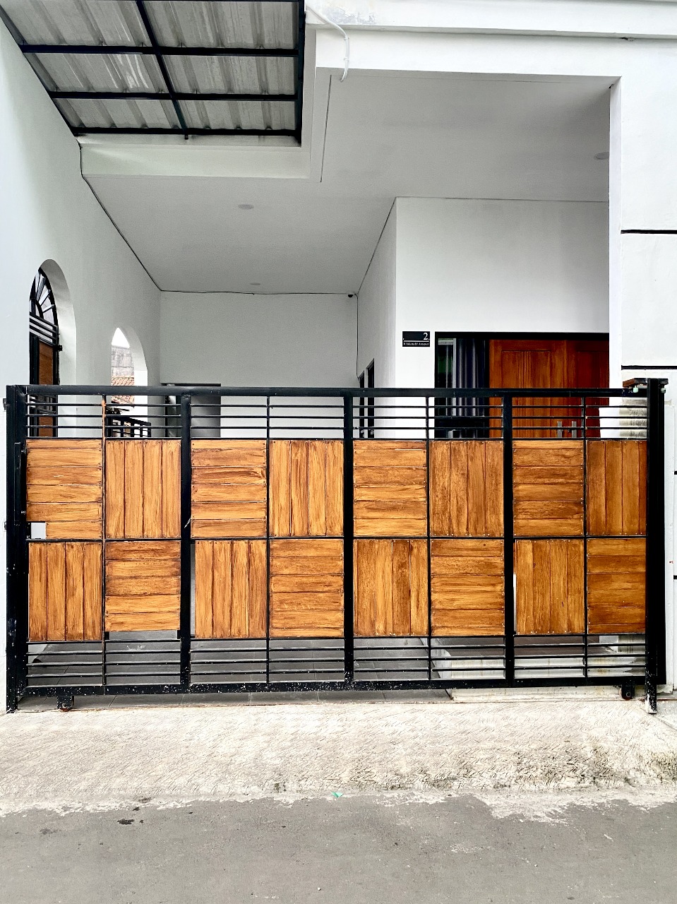 ALFAROBI KOST Solo