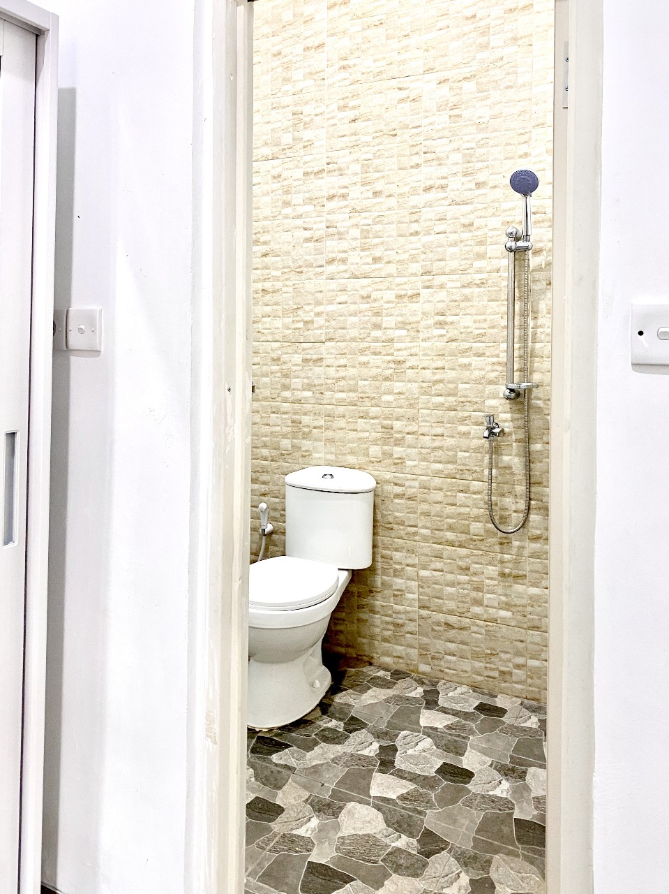 Kamar Mandi Dalam