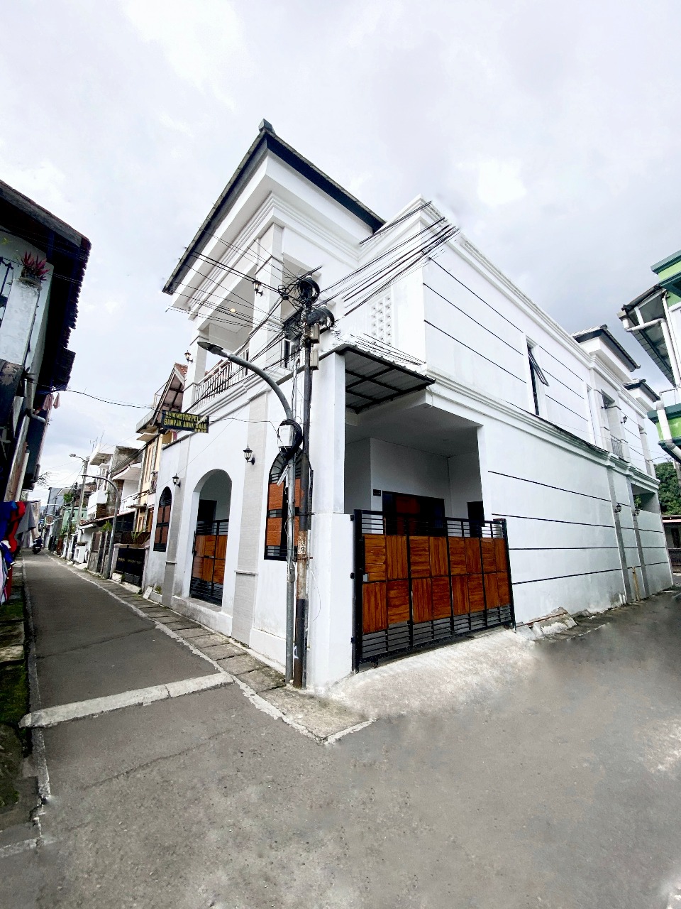 Interior ALFAROBI KOST