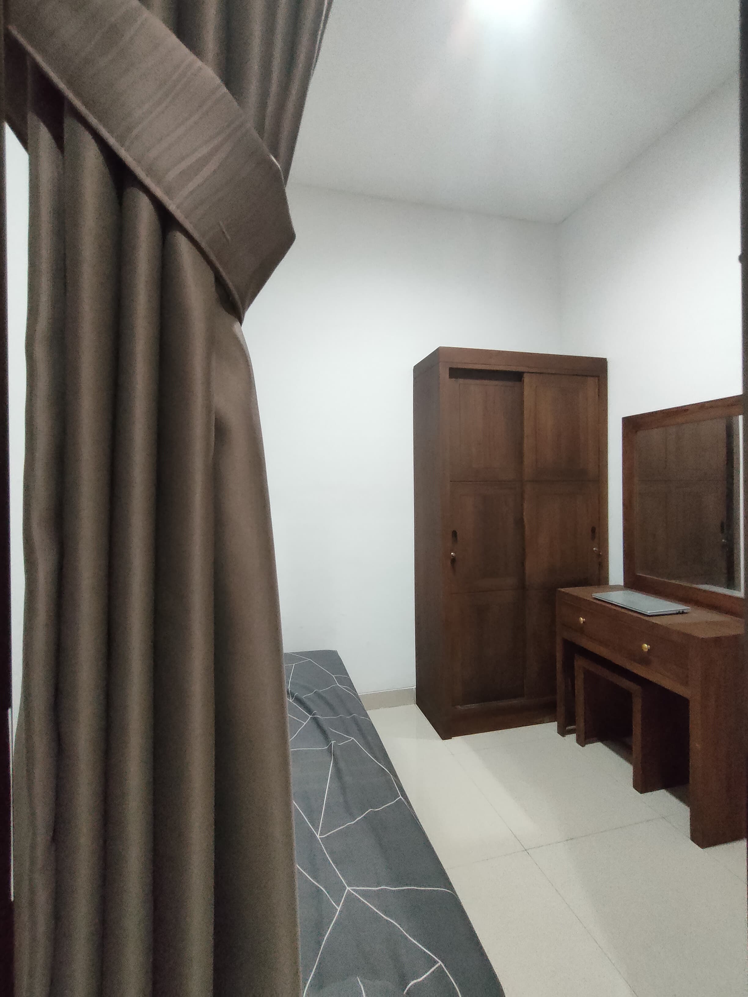 Foto Eksterior Kost